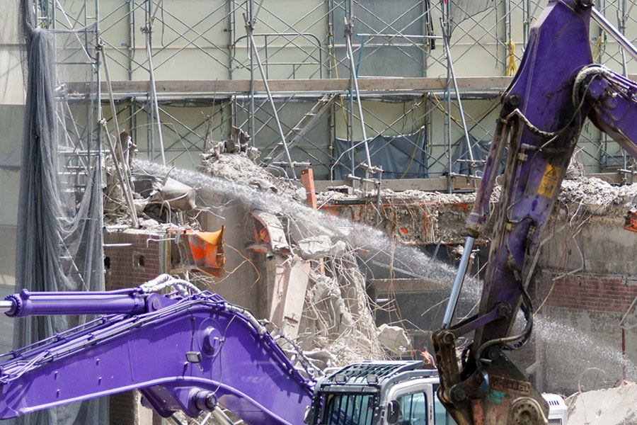 解体現場用足場